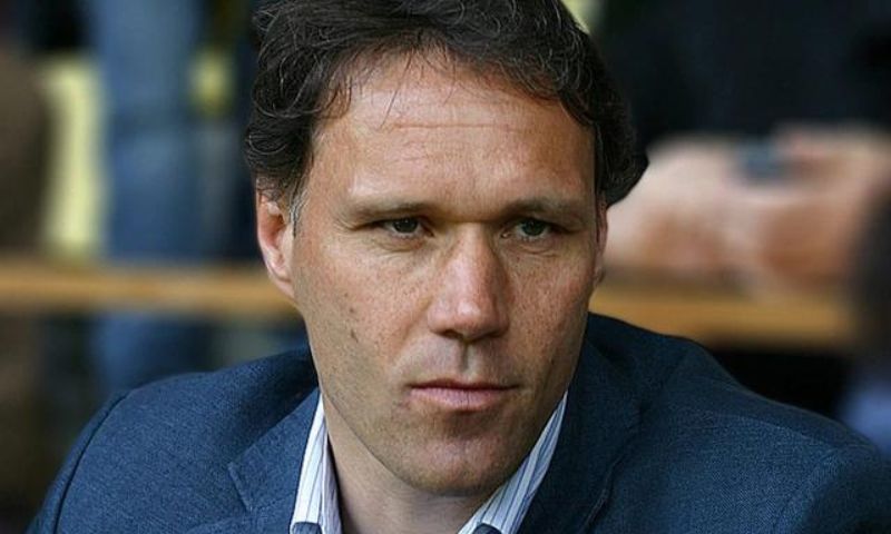 Đôi dòng thông tin cá nhân về Marco van Basten